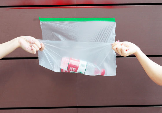 Rôles de film de masquage en PE pliable résistant à l'humidité protègent les surfaces pendant la peinture
